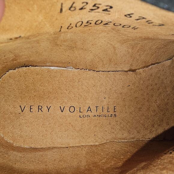 Very Volatile Gray Suede Leather Western Boho Block Heel Zip Ankle Booties 8.5 - Picture 8 of 13